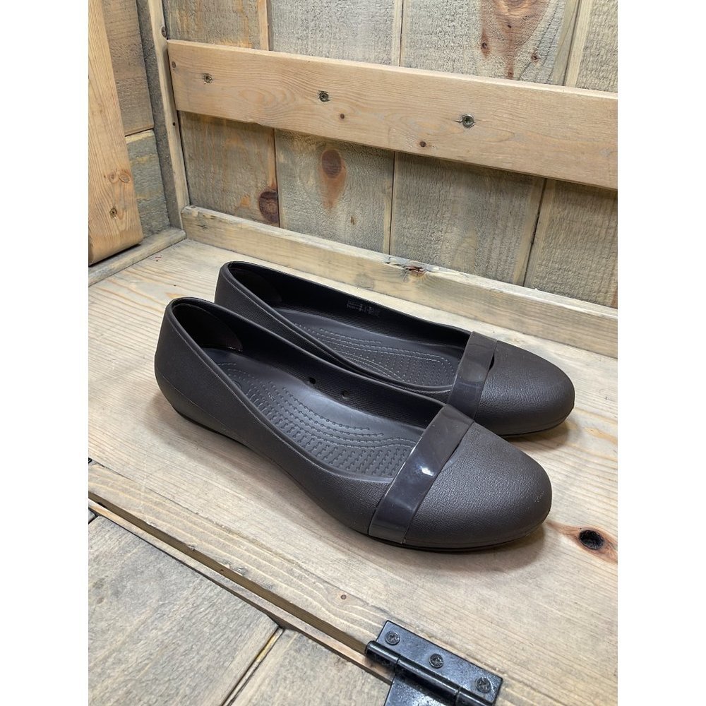 Us9 W9 Crocs Brown Slip On Flat Casual Shoes Womens Worn Once